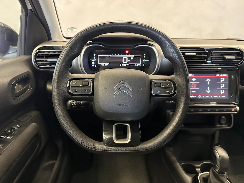 Foto do veículo CITROËN C4 CACTUS  1.6 FEEL AUT 2022 19.306 KM 84.900,00