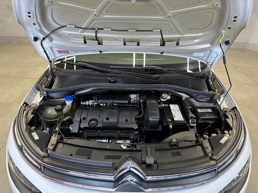Foto do veículo CITROËN C4 CACTUS  1.6 FEEL AUT 2022 19.306 KM 84.900,00