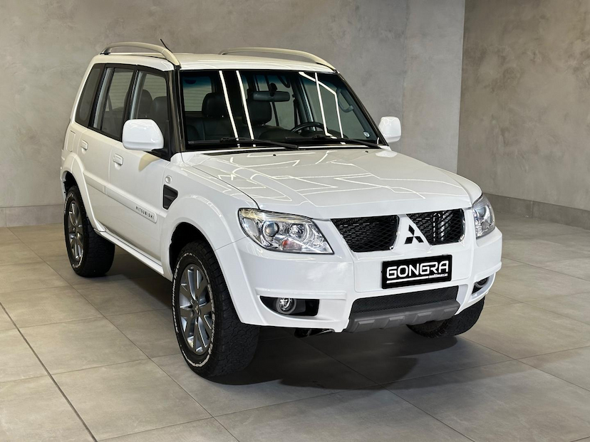 Foto do veículo MITSUBISHI PAJERO TR4  2.0 4X2 16V 140CV FLEX 4P MANUAL 2014 90.237 KM 59.900,00