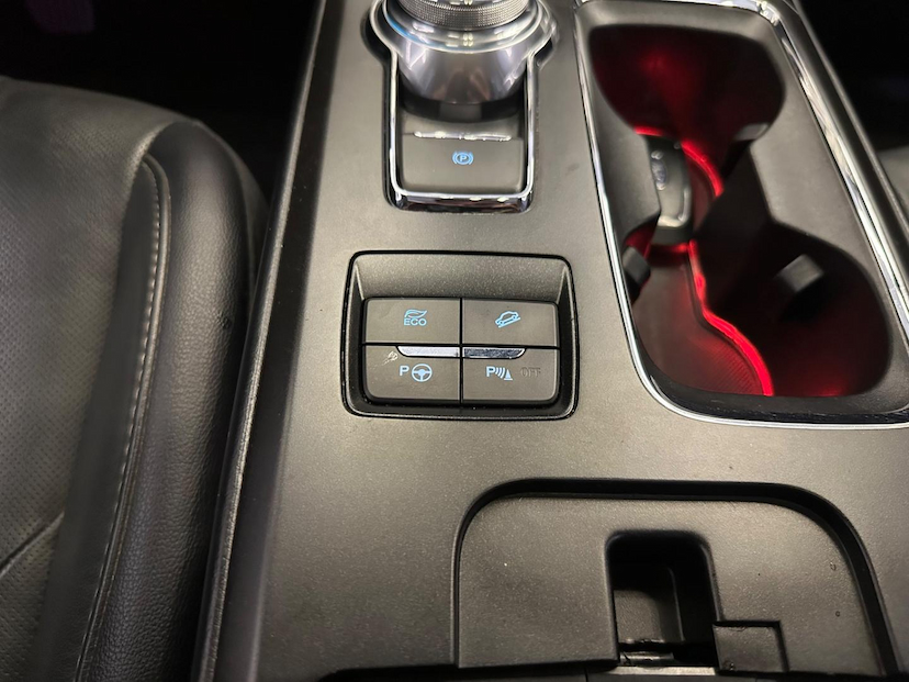 Foto do veículo FORD FUSION  TIT HYBRID 2018 57.435 KM 125.900,00