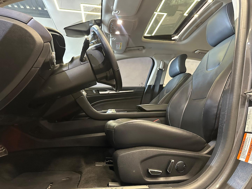 Foto do veículo FORD FUSION  TIT HYBRID 2018 57.435 KM 125.900,00