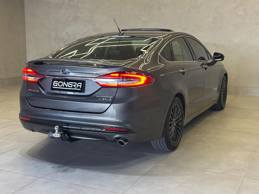 Foto do veículo FORD FUSION  TIT HYBRID 2018 57.435 KM 125.900,00