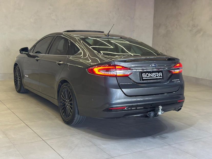 Foto do veículo FORD FUSION  TIT HYBRID 2018 57.435 KM 125.900,00