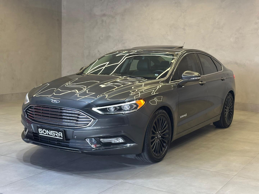 Foto do veículo FORD FUSION  TIT HYBRID 2018 57.435 KM 125.900,00