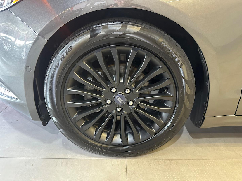 Foto do veículo FORD FUSION  TIT HYBRID 2018 57.435 KM 125.900,00