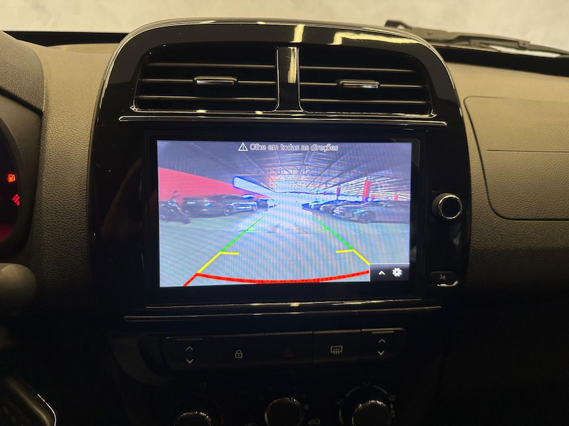 Foto do veículo RENAULT KWID  INTENSE 1.0 MT 2023 12.022 KM 59.900,00