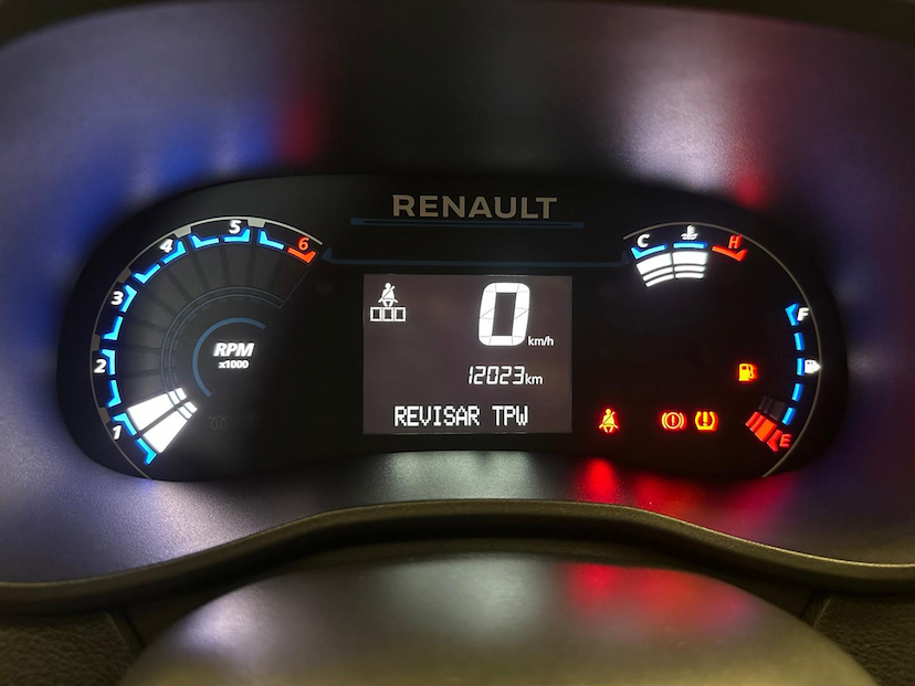 Foto do veículo RENAULT KWID  INTENSE 1.0 MT 2023 12.022 KM 59.900,00