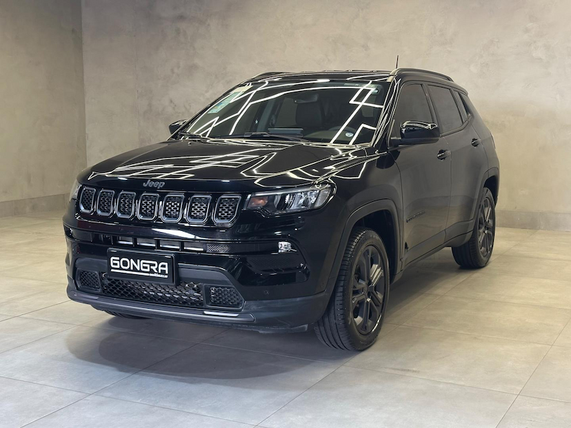 Foto do veículo JEEP COMPASS  LONG TF 2024 13.190 KM 149.900,00
