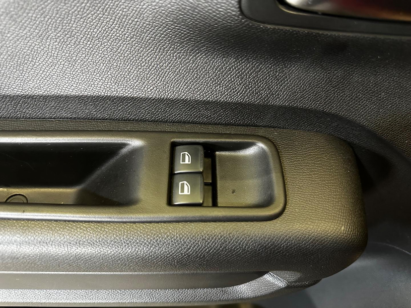 Foto do veículo CITROËN AIRCROSS C3  SHINE 1.0 FLEX TB 200 AUT. 2024 8.587 KM 106.900,00