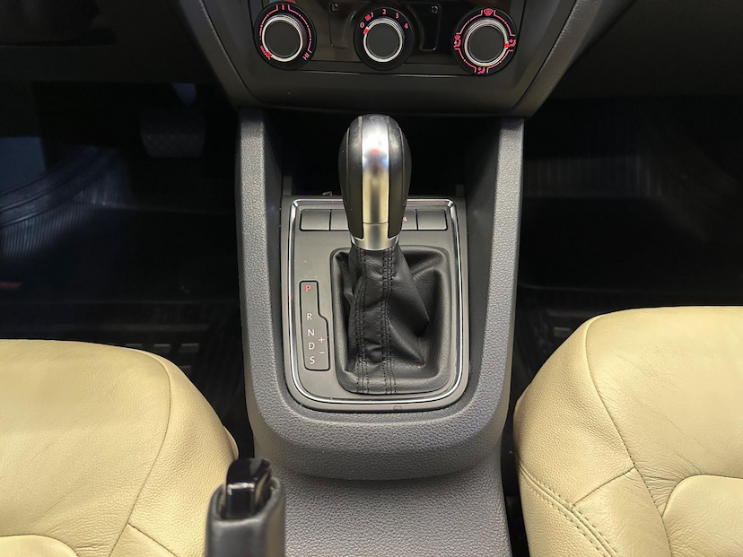 Foto do veículo VOLKSWAGEN JETTA  TL AF 2016 85.753 KM 74.900,00