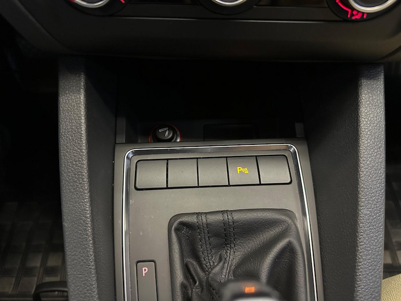 Foto do veículo VOLKSWAGEN JETTA  TL AF 2016 85.753 KM 74.900,00
