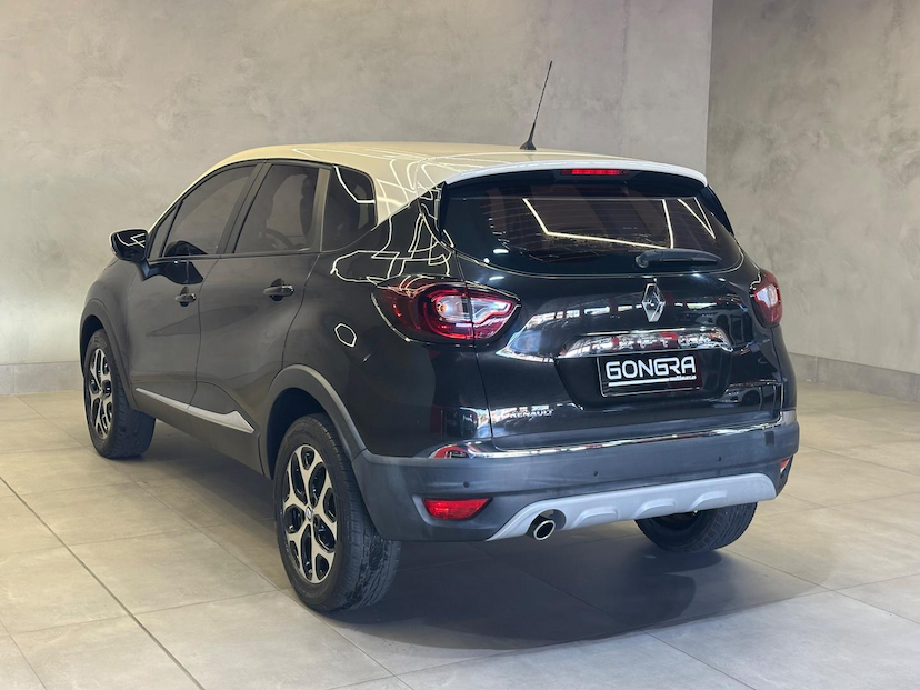 Foto do veículo RENAULT CAPTUR  INTEN 16A 2018 46.000 KM 74.900,00