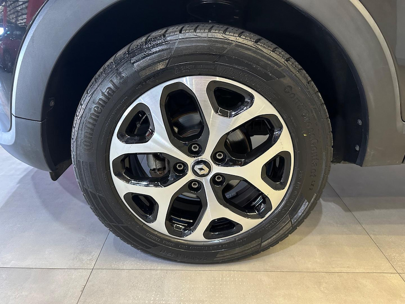 Foto do veículo RENAULT CAPTUR  INTEN 16A 2018 46.000 KM 74.900,00