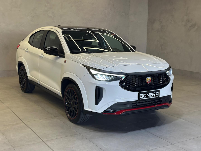 Foto do veículo FIAT FASTBACK  ABARTH 270 2024 10.761 KM 142.900,00