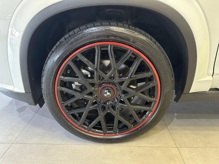Foto do veículo FIAT FASTBACK  ABARTH 270 2024 10.761 KM 142.900,00