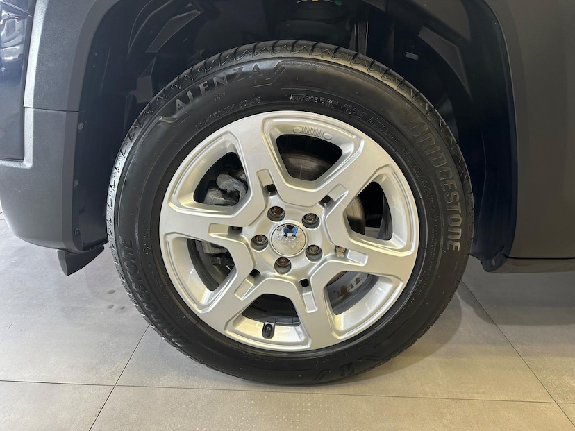 Foto do veículo JEEP RENEGADE  SPORT T270 FLEX 2023 32.793 KM 102.900,00