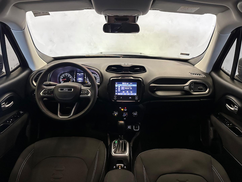 Foto do veículo JEEP RENEGADE  SPORT T270 FLEX 2023 32.793 KM 102.900,00