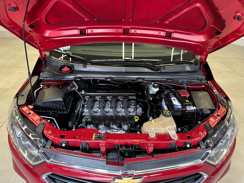 Foto do veículo CHEVROLET ONIX  1. 4MT LTZ 2019 34.543 KM 66.900,00