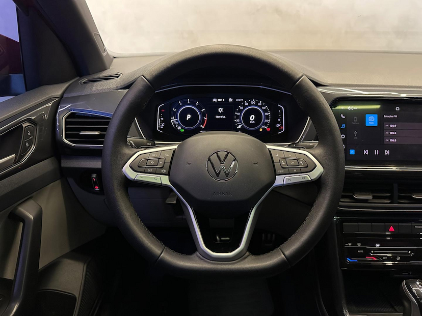 Foto do veículo VOLKSWAGEN T-CROSS T-CROSS HIGHLINE 1.4 TSI FLEX 16V 5P AUT 2022 60.000 KM 122.900,00