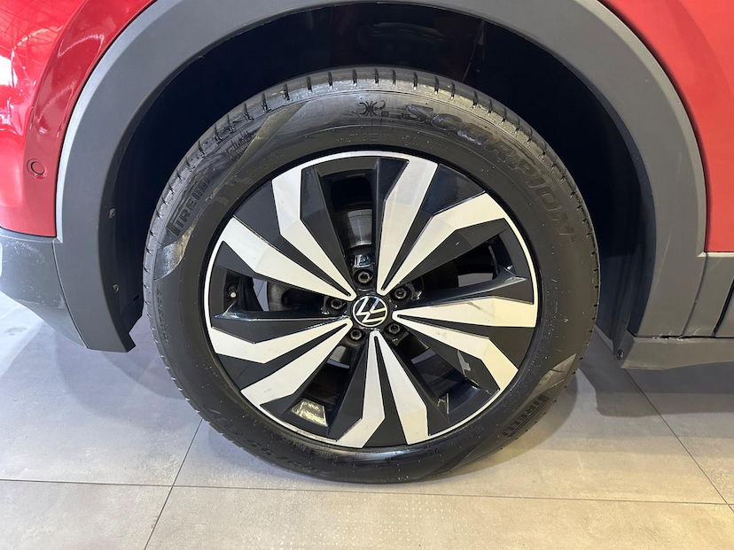 Foto do veículo VOLKSWAGEN T-CROSS T-CROSS HIGHLINE 1.4 TSI FLEX 16V 5P AUT 2022 60.000 KM 122.900,00