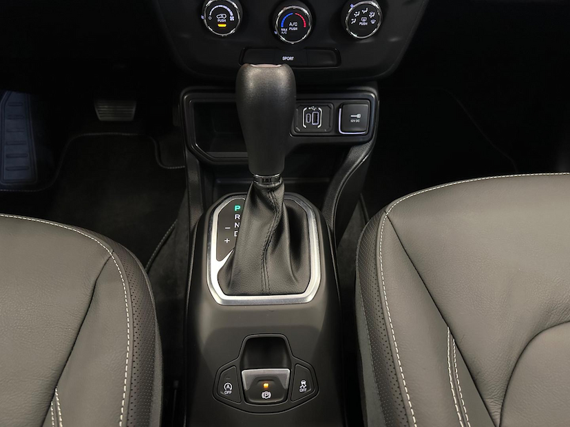 Foto do veículo JEEP RENEGADE  SPORT T270 1.3 TB 4X2 FLEX AUT. 2024 50 KM 119.900,00