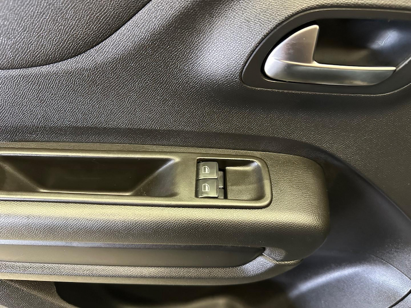 Foto do veículo CITROËN AIRCROSS  SHINEAT 2024 3.987 KM 112.900,00