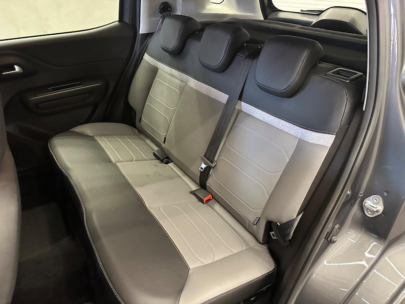 Foto do veículo CITROËN AIRCROSS  SHINEAT 2024 3.987 KM 112.900,00