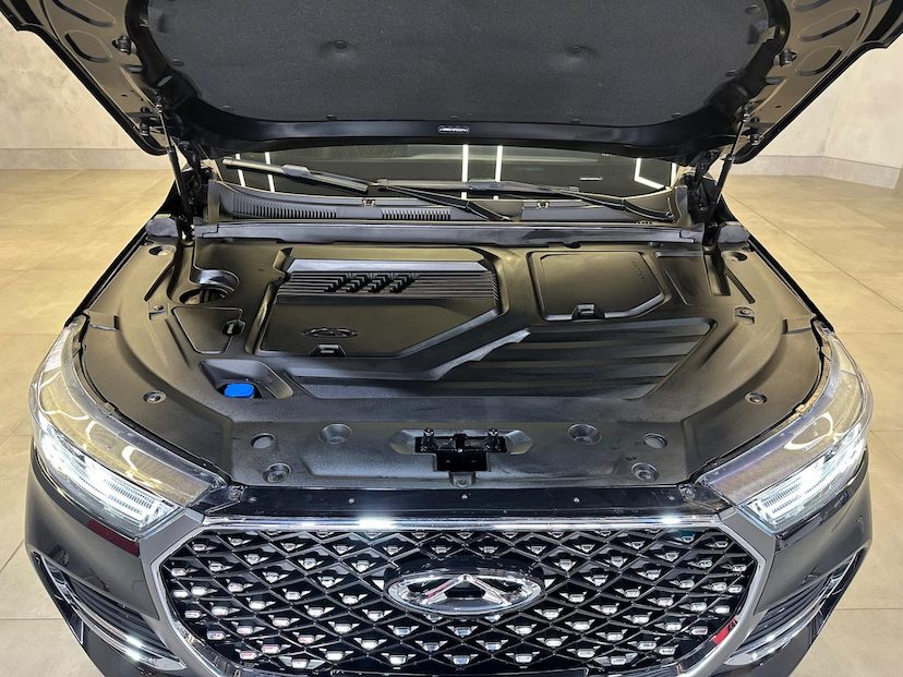 Foto do veículo CAOA CHERY TIGGO 8  PHEV 1.5T 2023 34.700 KM 192.900,00