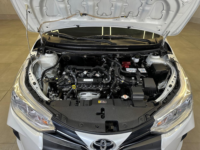 Foto do veículo TOYOTA YARIS  HA XL15 2023 96.100 KM 81.900,00