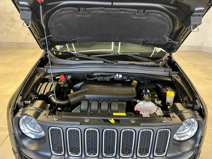 Foto do veículo JEEP RENEGADE  1.8 16V FLEX LONGITUDE 4P AUTOMATICO 2016 95.000 KM 69.900,00