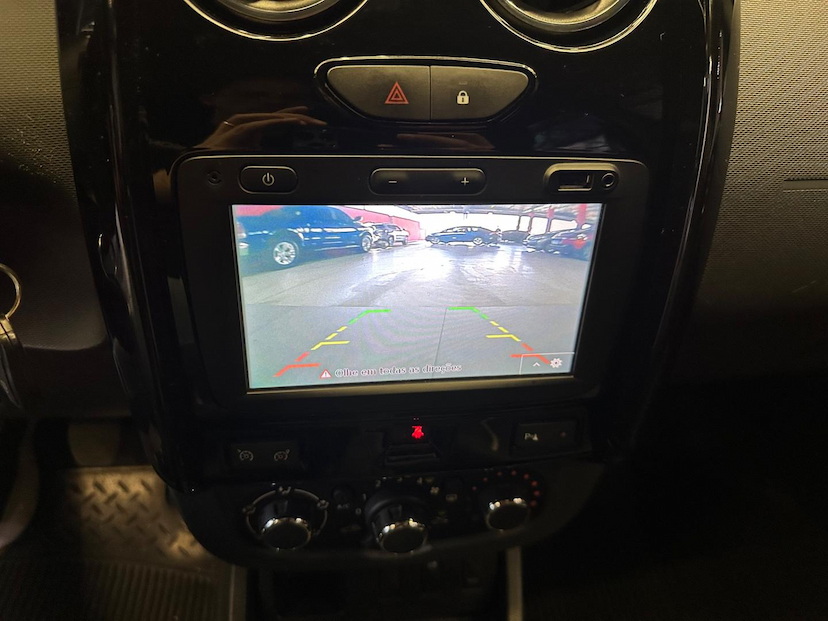 Foto do veículo RENAULT OROCH  16 4X2 2018 87.961 KM 72.900,00