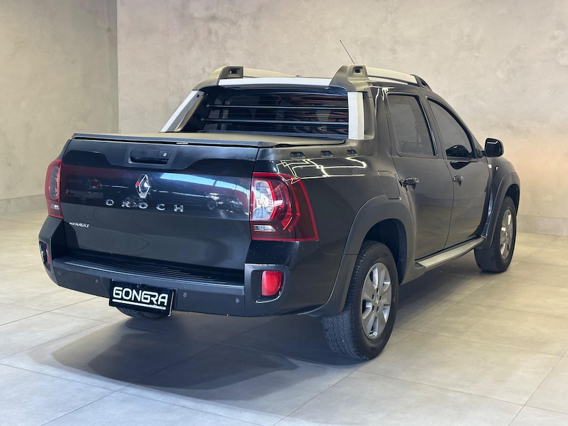 Foto do veículo RENAULT OROCH  16 4X2 2018 87.961 KM 72.900,00