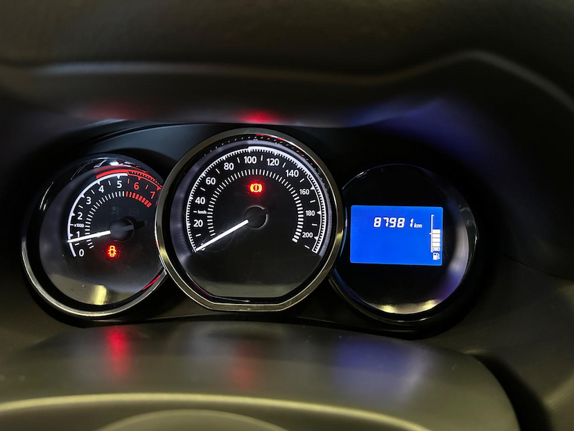 Foto do veículo RENAULT OROCH  16 4X2 2018 87.961 KM 72.900,00