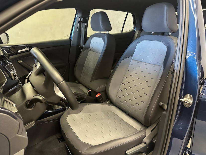 Foto do veículo VOLKSWAGEN T-CROSS T CROSS COMFORTLINE TSI AT 2022 38.110 KM 109.900,00