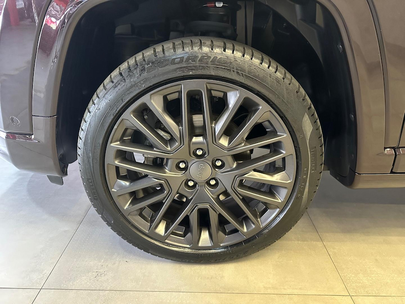 Foto do veículo JEEP COMPASS  S T270 1.3 TB 4X2 FLEX AUT. 2022 11.768 KM 162.900,00