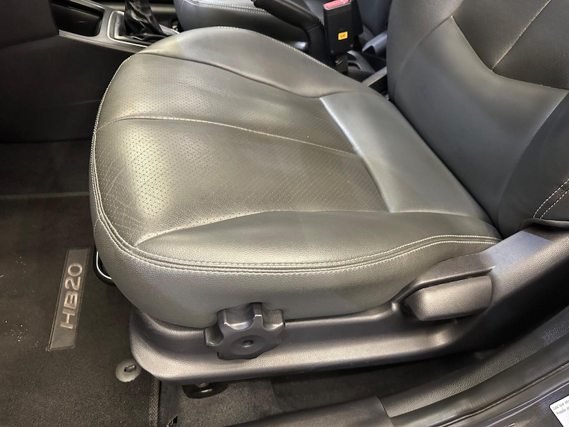 Foto do veículo HYUNDAI HB20  COMFORT PLUS 1.0 TURBO FLEX 12V MEC 2018 47.062 KM 56.900,00