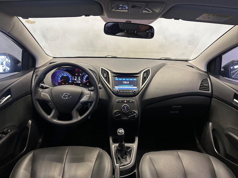 Foto do veículo HYUNDAI HB20  COMFORT PLUS 1.0 TURBO FLEX 12V MEC 2018 47.062 KM 56.900,00