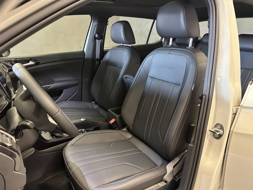 Foto do veículo VOLKSWAGEN T-CROSS  HL TSI 2025 2.900 KM 176.900,00