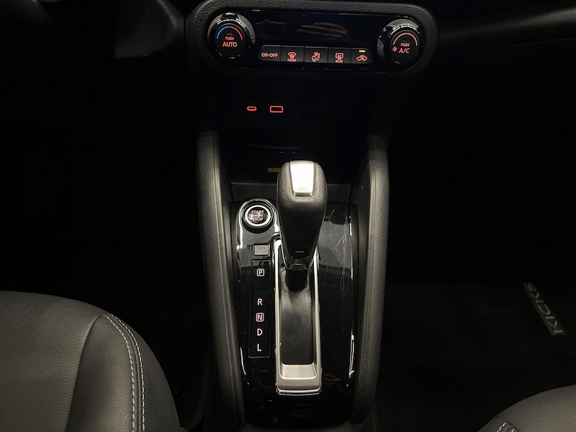 Foto do veículo NISSAN KICKS  EXCLUSIVE 1.6 16V FLEX AUT. 2024 13.365 KM 128.900,00