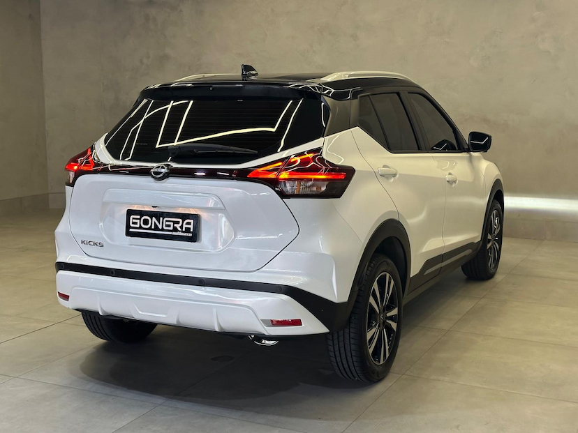 Foto do veículo NISSAN KICKS  EXCLUSIVE 1.6 16V FLEX AUT. 2024 13.365 KM 128.900,00