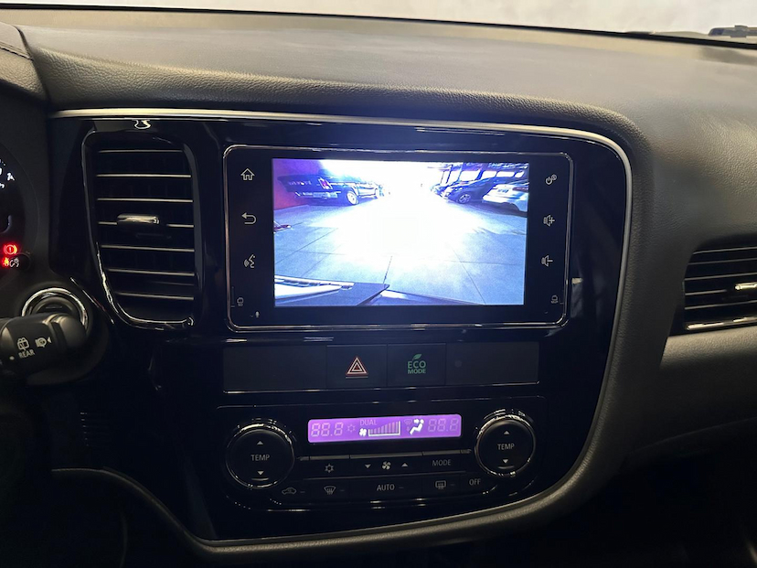 Foto do veículo MITSUBISHI OUTLANDER  2.2 165CV DIESEL 2018 71.400 KM 148.900,00