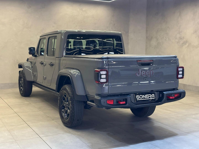 Foto do veículo JEEP GLADIATOR  RUBICON 2023 8.994 KM 349.900,00