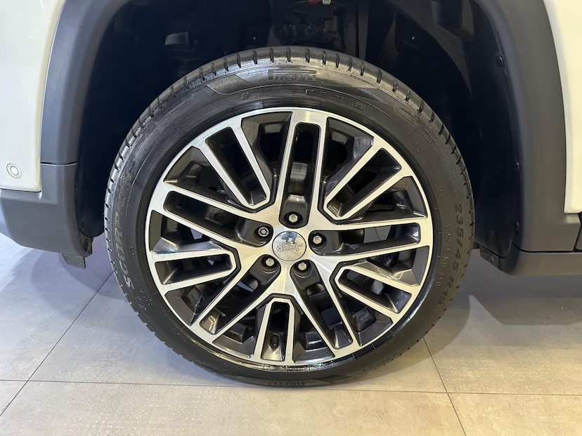 Foto do veículo JEEP COMPASS  LIMITED TF 2022 17.583 KM 148.900,00