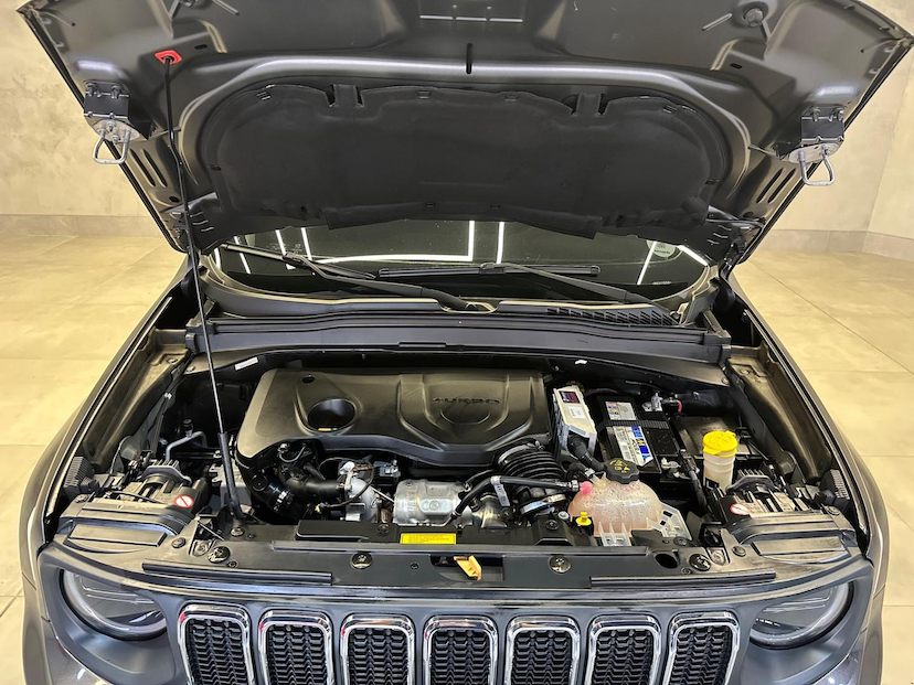Foto do veículo JEEP RENEGADE  LGTD T270 2023 56.934 KM 103.900,00