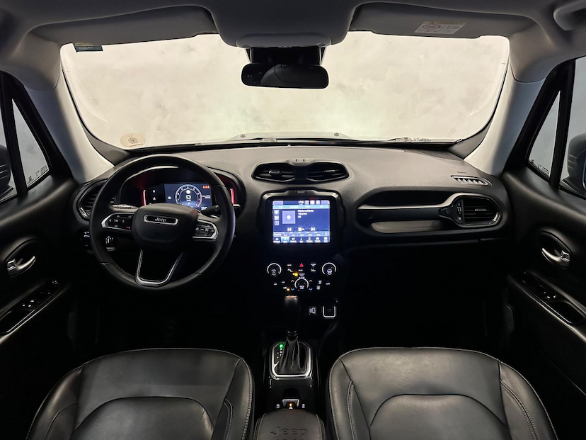 Foto do veículo JEEP RENEGADE  LGTD T270 2023 56.934 KM 103.900,00