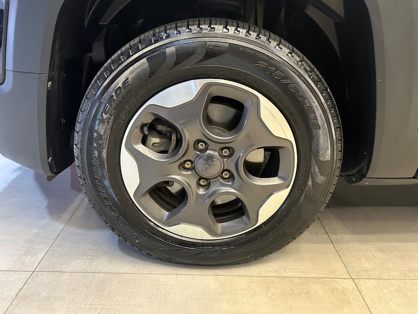 Foto do veículo JEEP RENEGADE  1.8 16V FLEX 4P 2020 22.526 KM 81.900,00