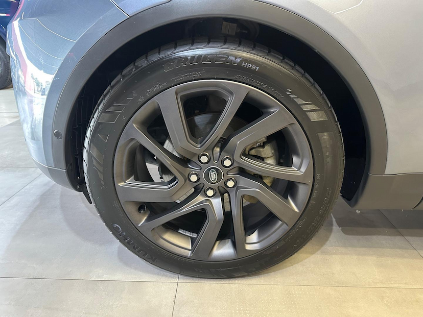 Foto do veículo LAND ROVER DISCOVERY  TD6 HSEL7 2020 57.138 KM 315.900,00
