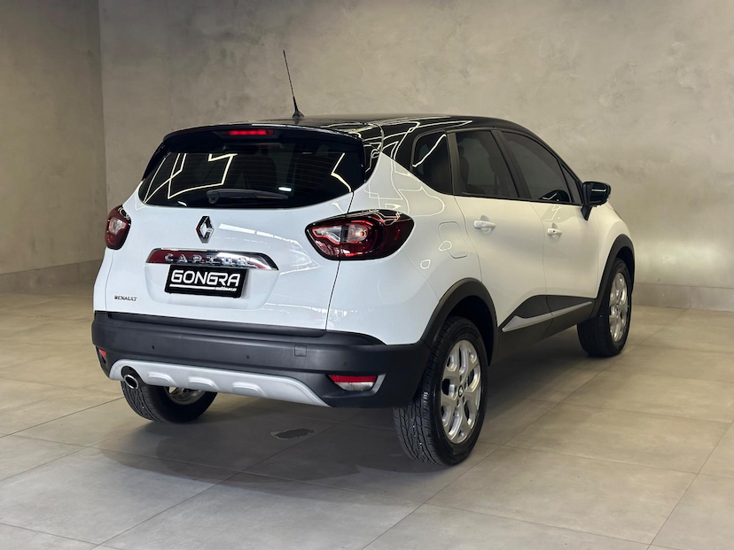 Foto do veículo RENAULT CAPTUR  ZEN 1.6 16V 5P MEC 2018 61.038 KM 73.900,00