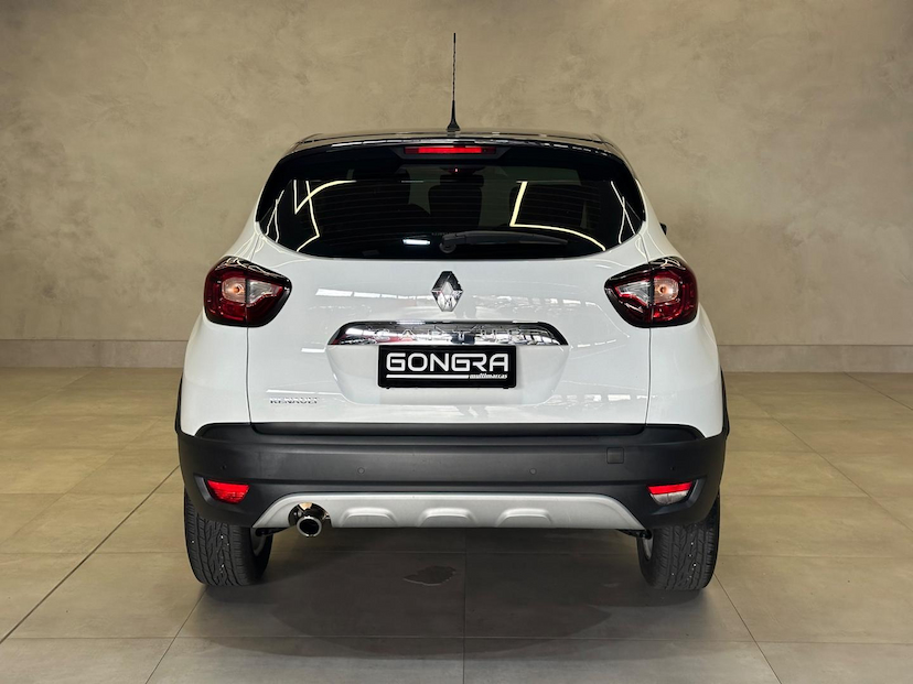 Foto do veículo RENAULT CAPTUR  ZEN 1.6 16V 5P MEC 2018 61.038 KM 73.900,00