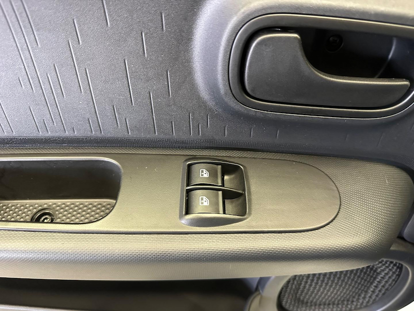 Foto do veículo FIAT MOBI  LIKE 2024 7.631 KM 61.900,00